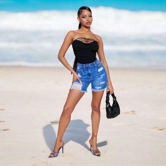 Fashion Nova Shorts Ripped Frayed Denim Baddies Streetwear Edgy Juniors 11 30” - Picture 14 of 16